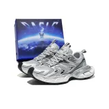 Серебристый