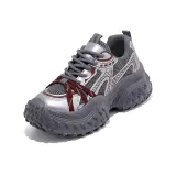 Серый красный