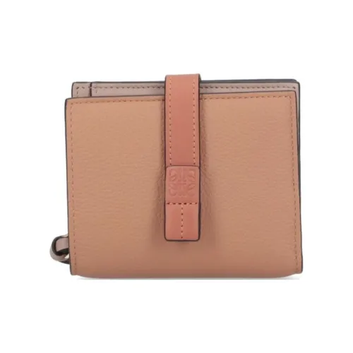 LOEWE Женские кошельки
