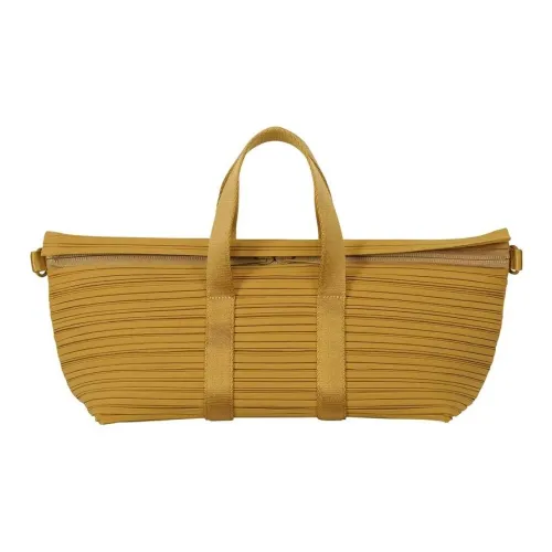 PLEATS PLEASE ISSEY MIYAKE Полиэстер Бостон Сумка Сумка через плечо Женская Охра