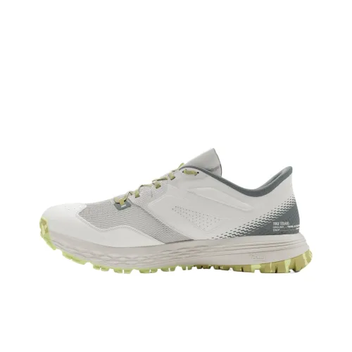 Кроссовки для бега DECATHLON TR2 Generation, низкий топ, экрю/темно-серый, зеленый/светло-лимонный, мужской