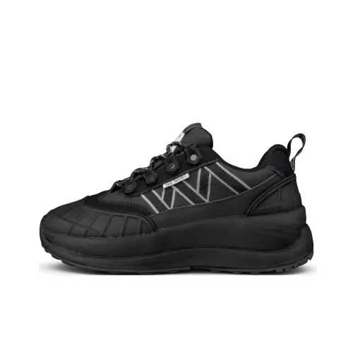 NO NAME Беговые кроссовки Low Top Черные Женские