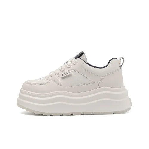 AQUASCUTUM визуально увеличивает рост Низкий топ Повседневная обувь Женская