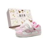 Розовый котенок