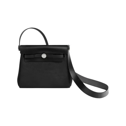 HERMES Сумки через плечо Женские