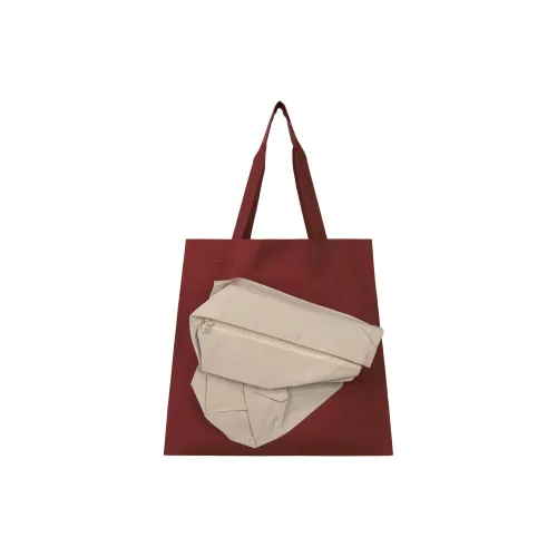 ISSEY MIYAKE Клатчи Мужской