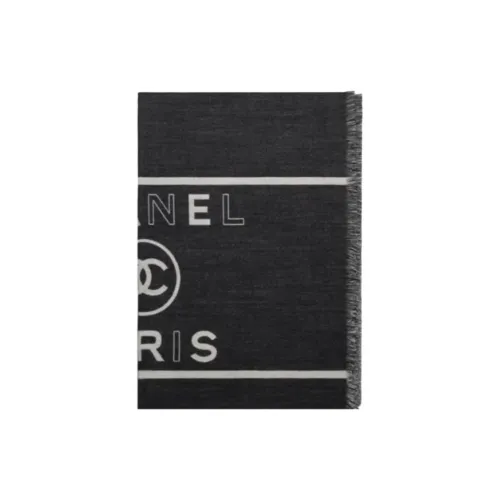 CHANEL Вязаные шарфы Унисекс