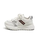 Бежево-коричневый