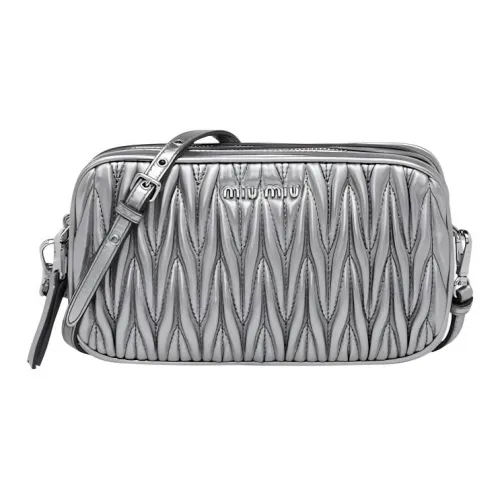 MIU MIU Мягкая сумка из овечьей кожи через плечо женская серебряная