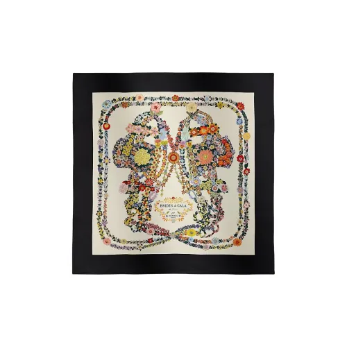 HERMES Шарфы из шелка Тутовый женские черные