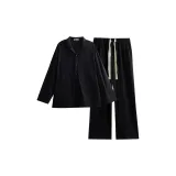 Глубокий черный