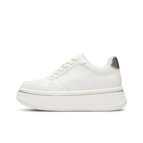 Staccato Кокосовое молоко Пудинговый Низкий Топ Скейтборд Кроссовки Женские Белые