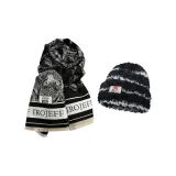 2 пачки (Черный шарф + Полосатая кепка)