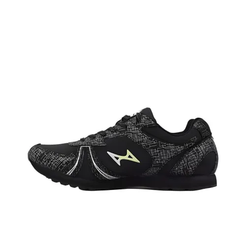 HEALTH Беговые кроссовки Low Top Черные Унисекс