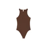 Темно-коричневый