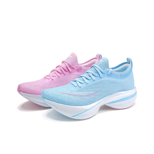 IRUNSVAN Низкие беговые кроссовки унисекс Несовпадающие Childhood Sweethearts