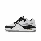 Белый, черный, серый