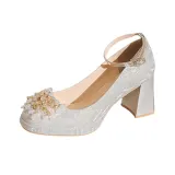 Серебристый