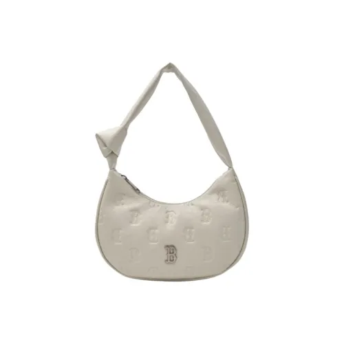 MLB MONOGRAM New York Yankees Сумка-хобо из синтетической кожи Женская сумка Цвет экрю