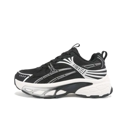 FUERZA массивные кроссовки Low Top Черные Женские