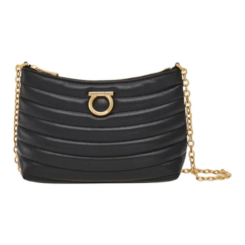 FERRAGAMO Телячья кожа Сумка через плечо Мини Женская Черная