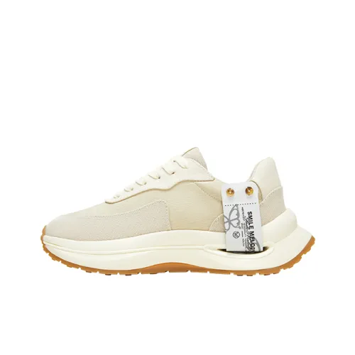 Улыбка Melody x SMILEREPUBLIC Slip-resistant Abrasion-resistant Low Top Casual Shoes Unisex Light Brown