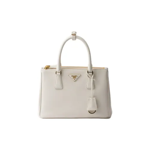 PRADA Сумки Женские
