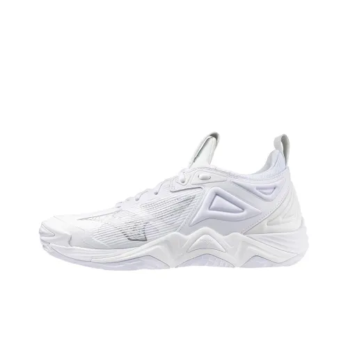 Mizuno Wave Momentum 3 противоскользящие низкие кроссовки для тренировок цвет женский серебряный белый