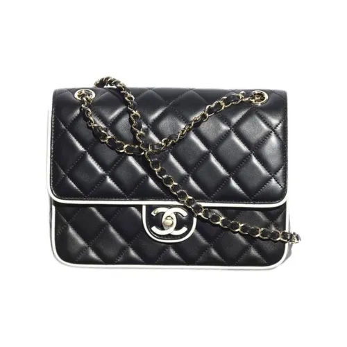 CHANEL Овчина Сумка через плечо Сумка на плечо Женская Черная и Белая