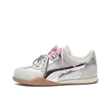 Серебристо-серый