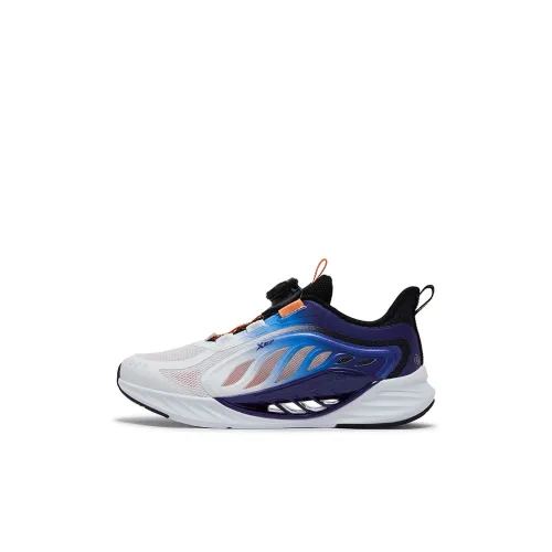 XTEP Slip-resistant Abrasion-resistant Low Top Детские беговые кроссовки Xtep Белый Gentian Фиолетовый Пекинский Синий Детский