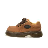 Желто-коричневый