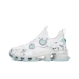 Лунно-белый