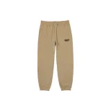 Светло-абрикосовый