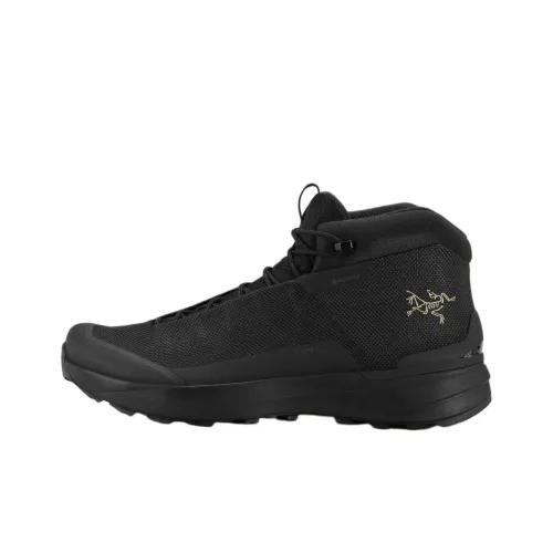 Arcteryx Kopec Альпинистские и туристические ботинки MID Топ Черный мужской