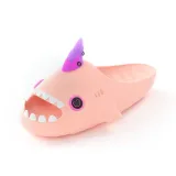 Розовый