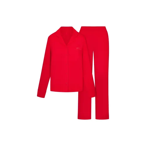 SKIMS Valentine's Day Collection SS25 SKIMS Сон Длинный рукав Кнопка Вверх Набор Комплект Пижама Набор Женский Рубин Рубины