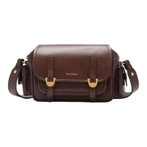 COCCINELLE Сумка через плечо из кожи маленькая женская коричневая