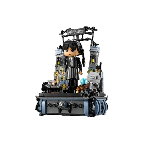 LEGO Wednesday Adams Конструкторы 702 шт. 76780