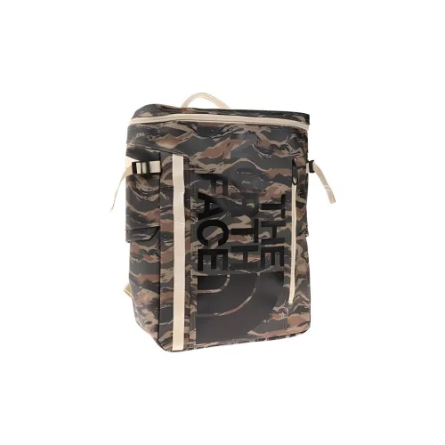 The North Face 30L Outdoor Backpack Сумка из переработанного полиэстера с переработанным нейлоном Nouveau Серый Зеленый Унисекс