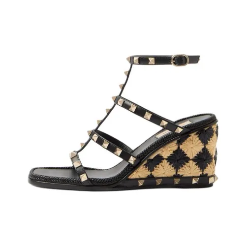 Valentino Rockstud One Ремешок Сандалии 8 см Женские Черные