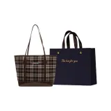 Серый с разноцветными полосами.