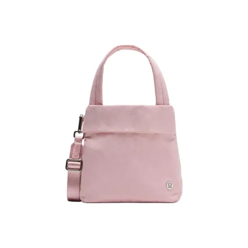 lululemon Переработанный нейлон Одно плечо Сумка Маленькая Женская Розовая