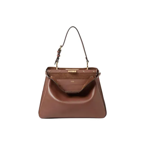 FENDI Peekaboo Телячья кожа Сумка через плечо Средняя Женская Коричневая
