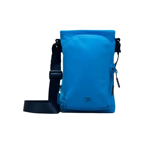 Lululemon Нейлоновая сумка через плечо унисекс Pool синего цвета