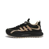 Полностью черный