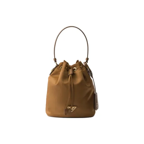 PRADA RE Edition Полиамид Ведрообразная Сумка Сумка через плечо Мини Сумка Женская Коньячного цвета