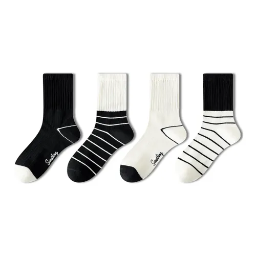 AUGUST Crew Socks Women's 4 Pack Assorted