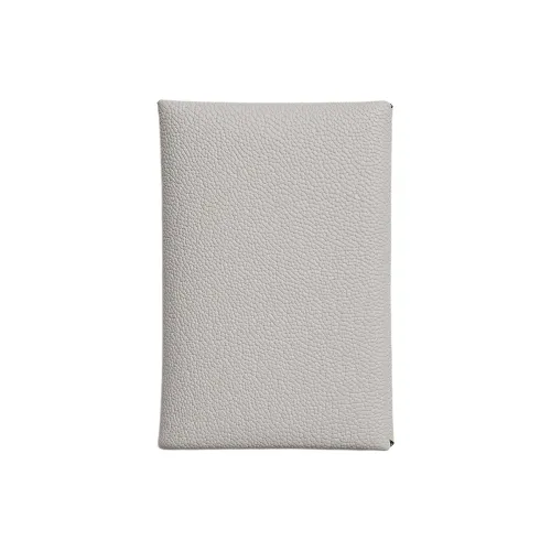 HERMES Calvi Mysore Шевро Картхолдер Женские 80 Gris Perle Жемчужно-серый