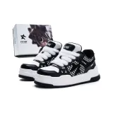 Чёрно-белый